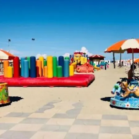 Lido Degli Estensi A 100 Mt Dal Mare E Dal Centro * Llido Degli Estensi