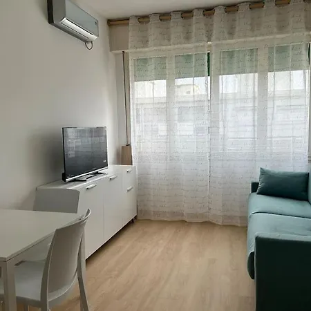 아파트 A 100 Mt Dal Mare E Dal Centro